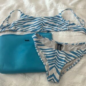 mica zebra splash triangl bikini blue - top and bottoms size small